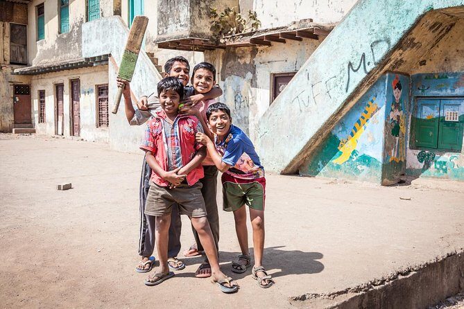 2-Hour Guided Tour of Dharavi - Where homes and community life show up on the same path