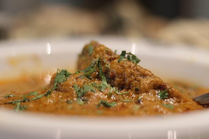 5 Senses Tour - Old + New Delhi, Workshops, Lunch all inclusive - Connaught Place: When Delhi’s Food Moves From Old to New