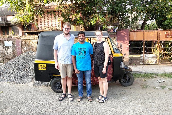 Adventure Tuk Tuk Tour in kochi - A Private Guided Tour with Hotel Pick up - Jain Temple and the spice-and-shopping angle at Cochin Spice Market