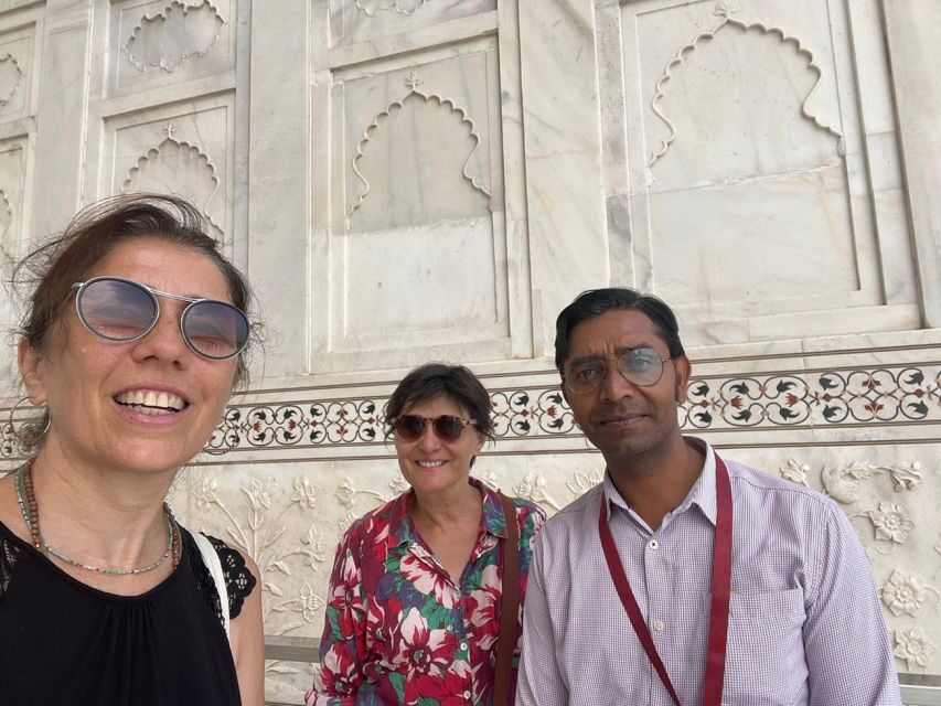 Agra: Taj Mahal with Mausoleum Skip-the-Line tickets & guide - Inside the Storytelling: Guides Who Turn Marble Into Meaning