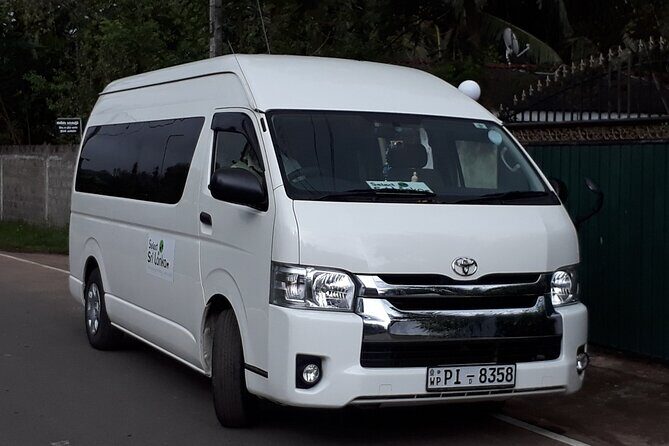 Airport Transfer Service (Private) to Kalutara/Wadduwa - Meet-and-Greet That Saves Time (and Sanity)