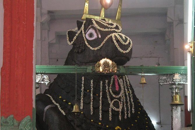 Bangalore city tour with English guide & multi language support - ISKCON Bangalore: Sri Sri Lakshmi Narasimha and the Story Behind the Temple