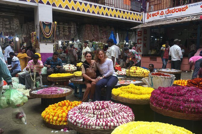 Bengaluru Pete City Market Half-Day Walking Tour - Tipu Sultan’s Summer Palace: Indo-Islamic beauty plus Bangalore’s craft link