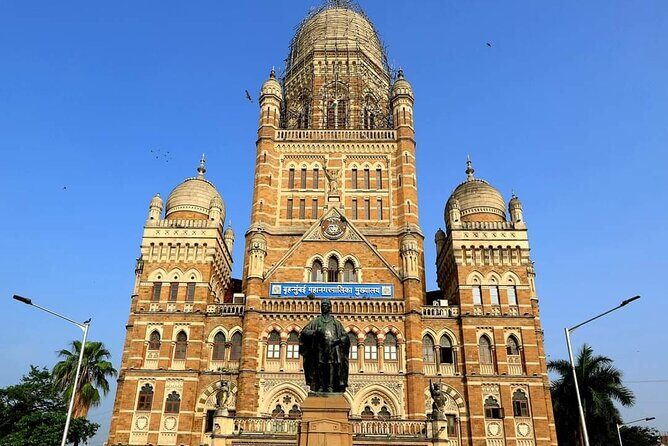 Best South Mumbai Heritage Walk - Horniman Circle Garden and the Bombay High Court zone
