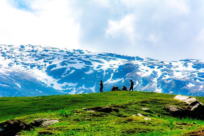 Bhrigu Lake and Alpine Meadow Trek - Weather, Traction, and the Moderate-Fitness Requirement