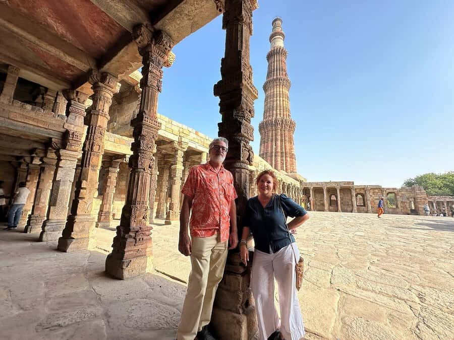 Delhi: Full or Half-Day Old and New Delhi Private Tour - Lotus Temple, India Gate, and Parliament House: icons plus orientation