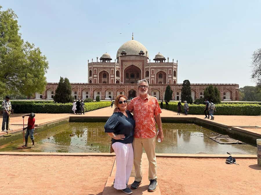 Delhi: Full or Half-Day Old and New Delhi Private Tour - Lunch break and Raj Ghat: a pause that makes the day click