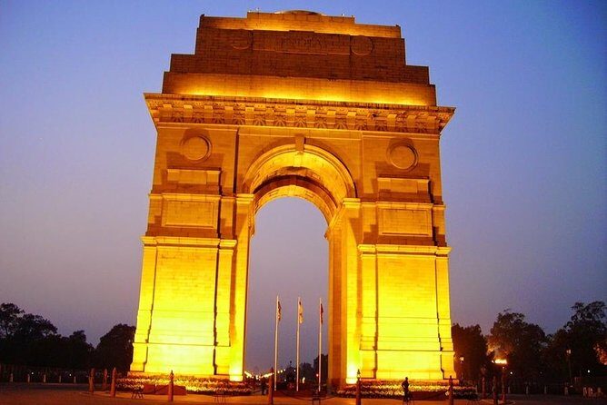 Delhi: Guided Evening Tour of Delhi City - Hotel pickup, separate-entrance access, and that driver-vs-traffic advantage