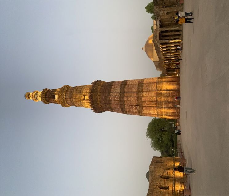Delhi: Old and New Delhi Private Full or Half-Day Tour - Qutb Minar, Lodi Gardens, and Agrasen ki Baoli for a later-day payoff