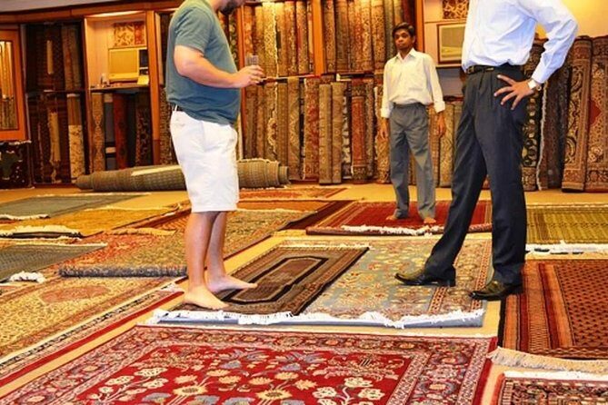 Delhi: Private Half-Day Guided Shopping Tour with Transfer - Chandni Chowk: Textiles, Electronics, Watches in a 19th-Century Corridor
