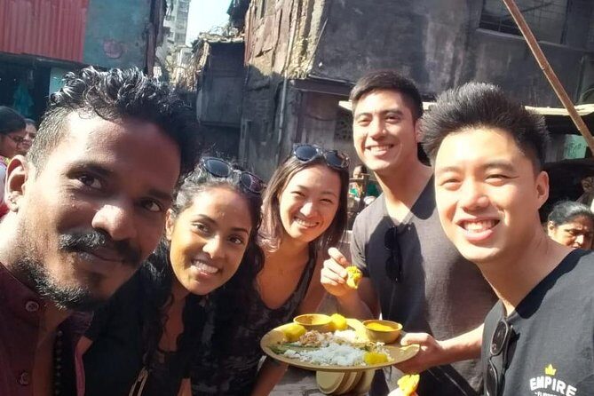 Dharavi Slum Tour in Mumbai - Where the tour starts: Mahim Station to 13th Compound