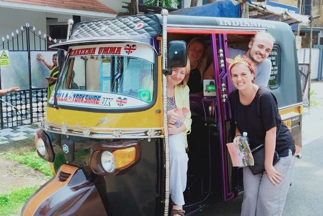 Explore Kochi by Tuk Tuk (book 1 adult & 2 go free (local only) - Stop 2: Mattancherry Palace, Jew Town, Jain Temple, plus shopping time