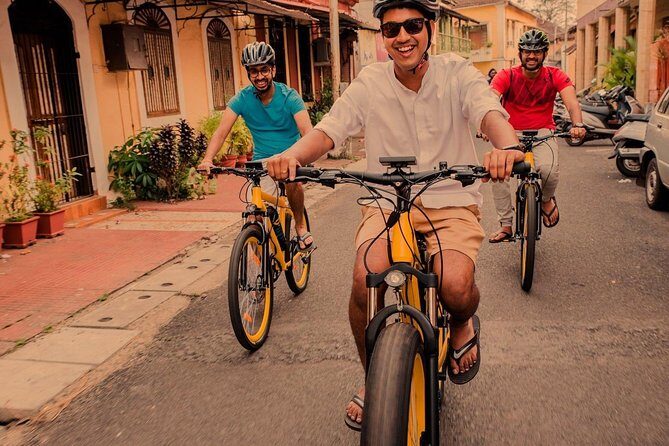 Fontainhas Tales & Trails: E-Bike Adventure Journey - Altinho Hill and the Archbishop’s Palace viewpoint