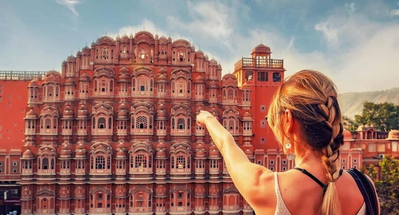 From Delhi: Jaipur Private Tour with Guide & Hotel Pickup - Panna Meena ka Kund: A Stepwell Stop That Adds a Different Angle