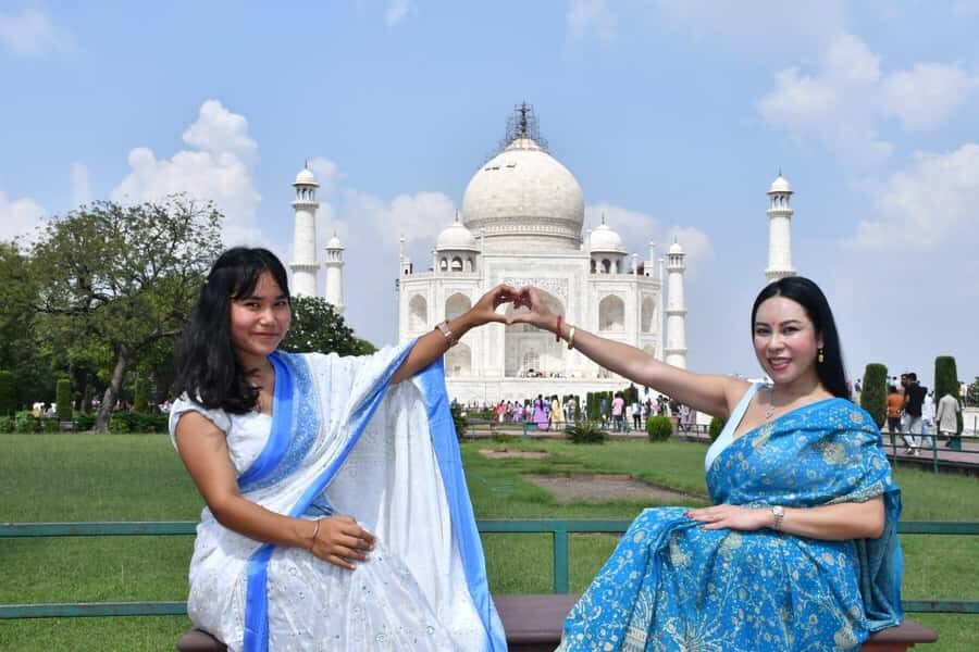 From Delhi: Private Taj Mahal, Baby Taj & Agra Fort Day Trip - Guides Make or Break It: Photo Help and Clear Explanations