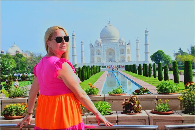 From Delhi: Taj Mahal & Agra Private Day Trip with Transfers - Agra Fort: More Than a Red Sandstone Backdrop