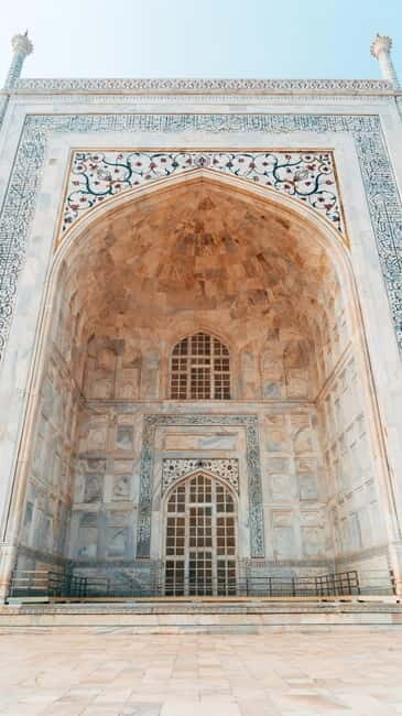 From Delhi: Taj Mahal & Agra Tour with Lunch at Marriott - Taj Mahal Practicalities That Save Your Feet and Your Time