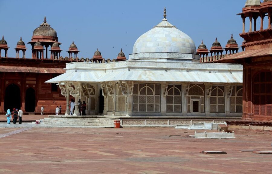 From Delhi: Taj Mahal Sunrise, Agra Fort & Baby Taj Day Tour - Taj Mahal morning experience: pacing, photos, and guide stories