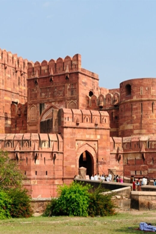 From Delhi: Taj Mahal Sunrise, Agra Fort & Baby Taj Day Tour - Agra Fort with a live guide: what to look for