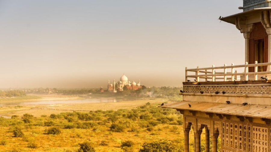 From Delhi: Taj Mahal Sunrise and Agra Fort Private Tour - Breakfast at DoubleTree by Hilton Agra: The Upgrade That Changes the Morning