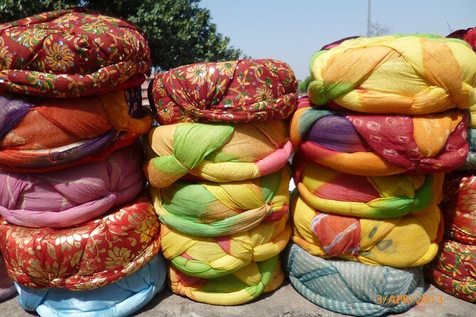Jaipur Bazaar & Food Walking Tour - The walk through Pink City bazaars: how the route usually feels