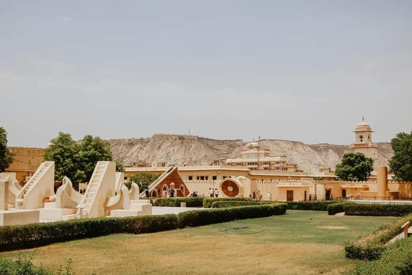 Jaipur: Full-Day City Tour with Car, Guide & Skip-the-Line - Jantar Mantar: Astronomical Instruments That Actually Make Sense