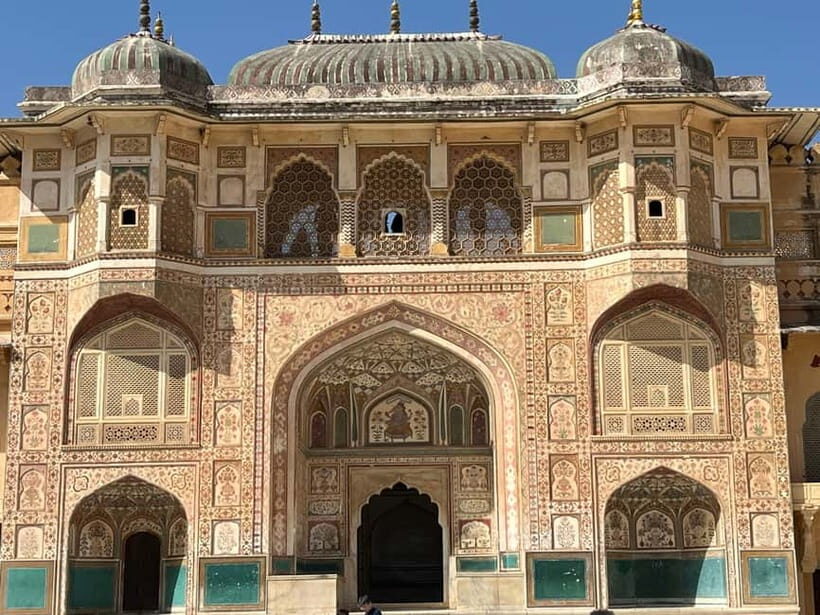Jaipur: Full-Day City Tour with Car, Guide & Skip-the-Line - Jal Mahal: The Submerged Palace Moment