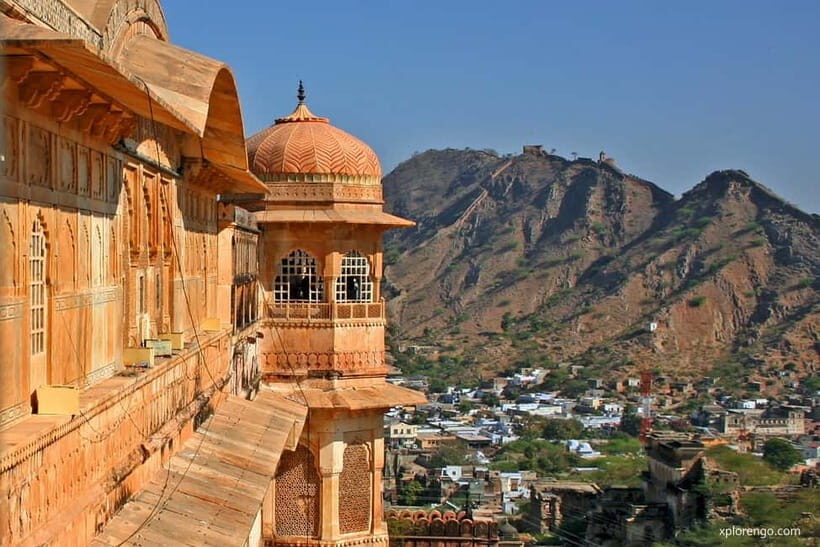 Jaipur: Private Full Day Sightseeing Tour By Car with Guide - Lunch Break and How to Handle It