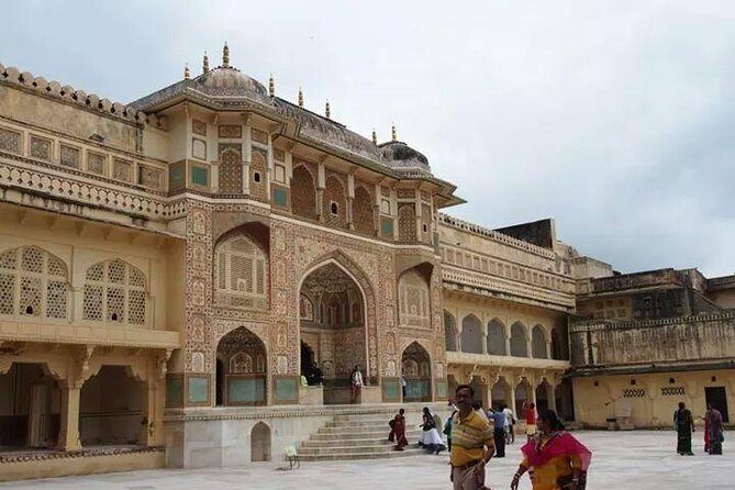 Jaipur Sightseeing Tuk-Tuk Tour - Jantar Mantar: the stone sundial that still matters