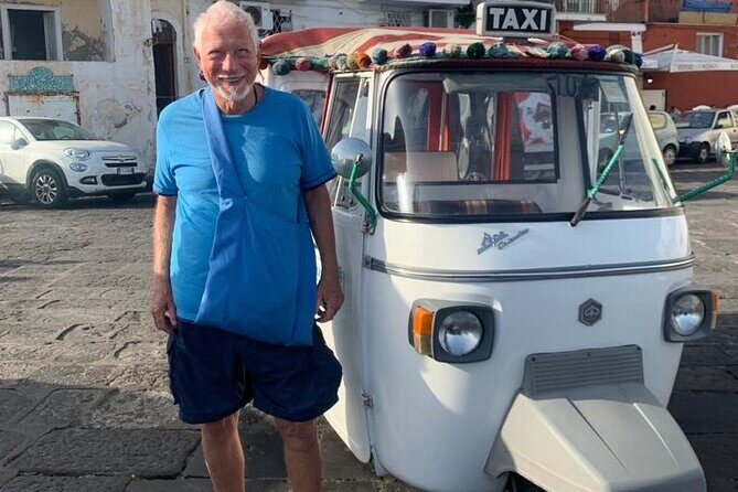 Kochi Sightseeing Tuk-Tuk Tour with Pickup From Cruise Ships - Stops 4 and 5: St. Francis Church and Santa Cruz Cathedral Basilica