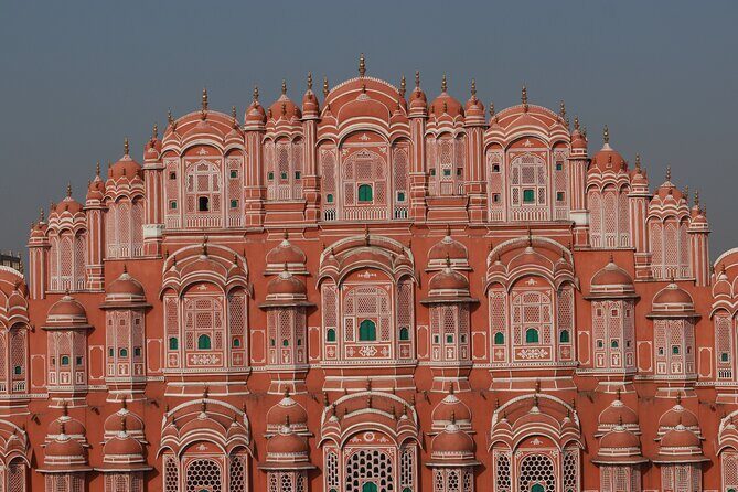 Magical Walk of Jaipur - Hawa Mahal: more than a pretty facade