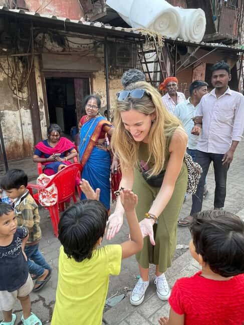 Mumbai: 2 hours Dharavi Slum Tour with Local Guide - Walking route highlights: homes, markets, school, and small neighborhoods
