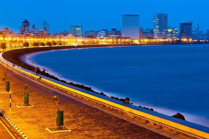 Mumbai City of Dreams Tour in Private Vehicle - Crawford Market to Marine Drive to Chowpatty: food streets and photo light