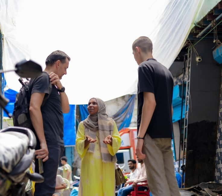 Mumbai: Dharavi Slum and Dhobi Ghat Laundry Tour - Key moments that make this tour worth your time