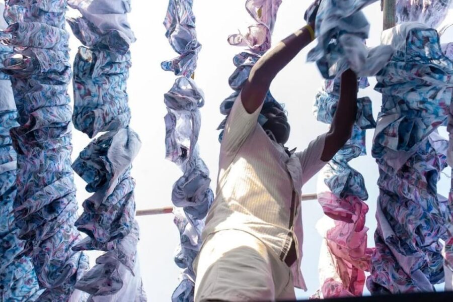 Mumbai: Dharavi Slum and Dhobi Ghat Laundry Tour - The leather factory stop: Asia’s largest scale, explained with everyday context
