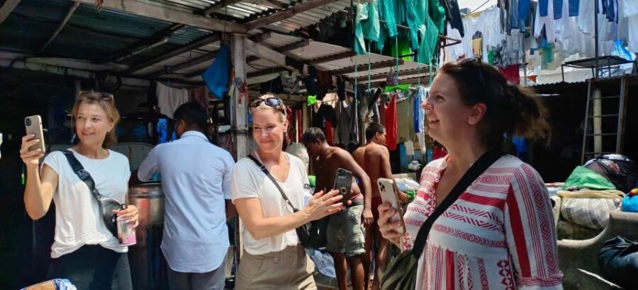 Mumbai: Dhobi Ghat Laundry and Dharavi Slum Tour with Local - Entering Dharavi: Homes, Workshops, and the Daily Mix
