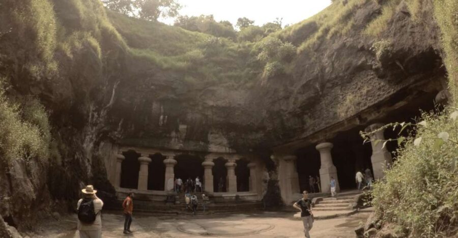 Mumbai: Elephanta Caves Half-Day Guided Tour with Expert - Elephanta Caves: UNESCO carvings, big myths, and real photo moments