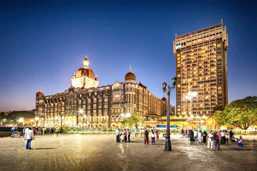 Mumbai: Full-Day Sightseeing Tour of Mumbai - Marine Drive: A Coastal Pause for the Eyes