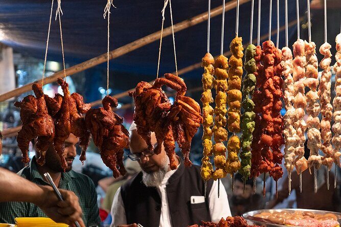 Mumbai Street Food Tour - Bhuleshwar eating lanes and temple-passing market energy