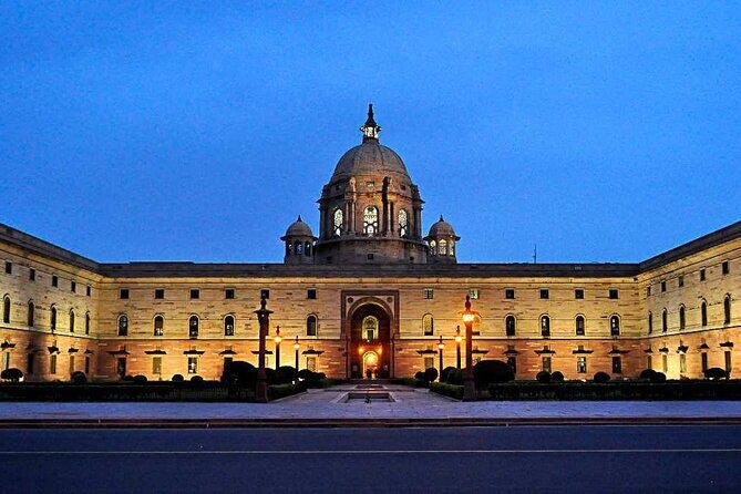 Night View of Delhi Tour - 4 Hrs - Old Delhi add-on and the optional Chandni Chowk rickshaw ride