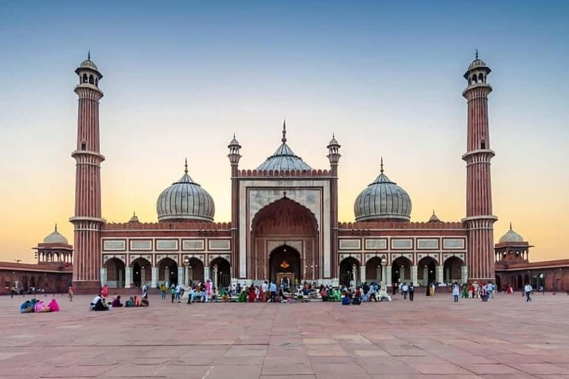 Old Delhi: Private Tour of Chandni Chowk, Tuk Tuk & Food - Why This Old Delhi Loop Works in 4 Hours