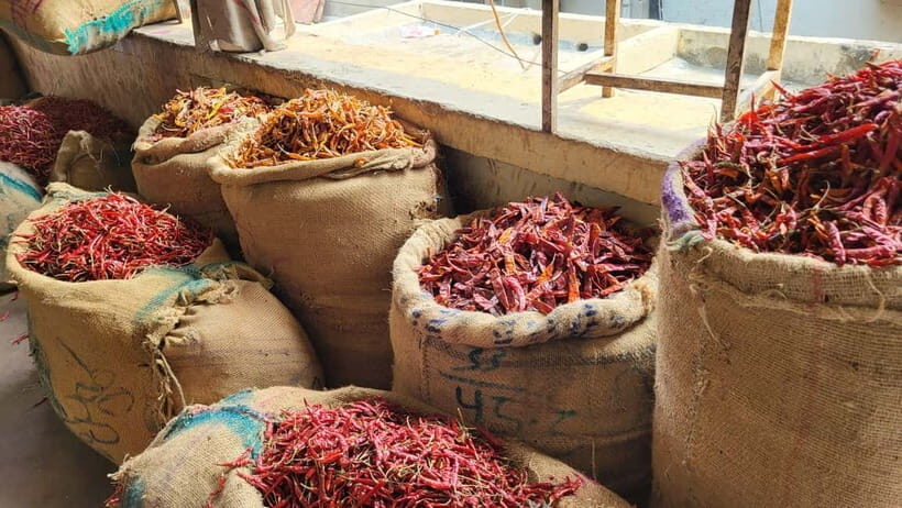 Old Delhi: Spices, Heritage and Bazaars Walking Tour - Jama Masjid: Optional INR 450 entry, big-town views either way