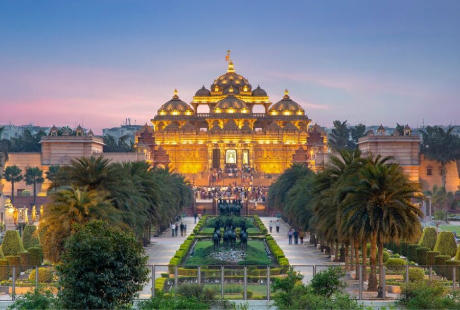 Old & New Delhi City Tour – Half or Full Day Options - Door-to-door pickup and private AC car: the underrated part