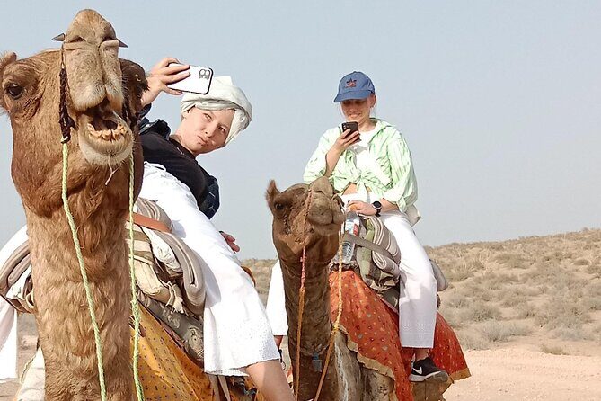 Pleasant Non-Touristic Overnight Camel Safari (From 2:00 PM to Approx. 10:30AM) - Getting there and getting comfortable: jeep, camels, and what’s included