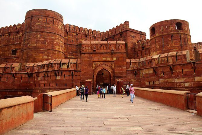 Private Day Trip to Agra includes Taj Mahal and Agra Fort from Delhi - Lunch in Agra: a real break that keeps the day enjoyable