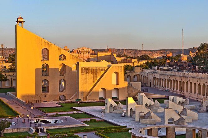 Private Full Day Jaipur Sightseeing Tour By Tuk Tuk - What I like: pickup control and a driver who runs the show
