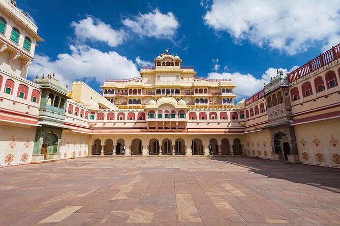 Private Full Day Jaipur Tour with Guide - Amer Fort time: the big finale before the last temples and towers