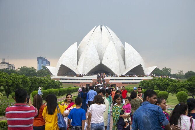 Private Full Day Old and New Delhi City Tour by Car - Humayun’s Tomb and Qutub Minar: UNESCO stops that anchor the day