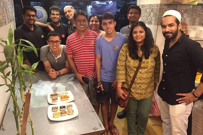 Private Guided Non-Veg Street Food Walking Tour in Muslim Quarter - Meeting Points: Two Tanks to Shabbir’s Tawakkal Sweets
