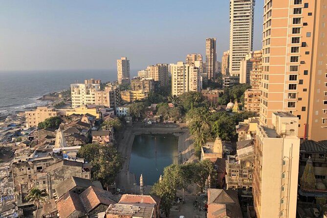 Private Guided Spiritual Walk in Banganga Hindu Temples - What a private guide changes in a 2-hour spiritual walk